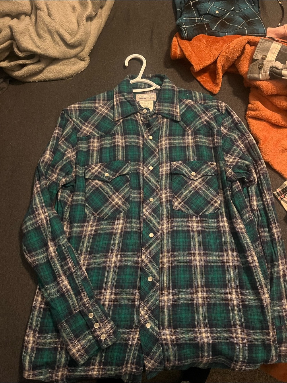 Wrangler Green and Blue Plaid Button-Down Shirt